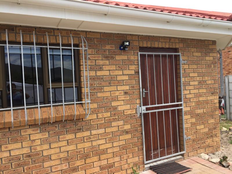 5 Bedroom Property for Sale in Sandbaai Western Cape